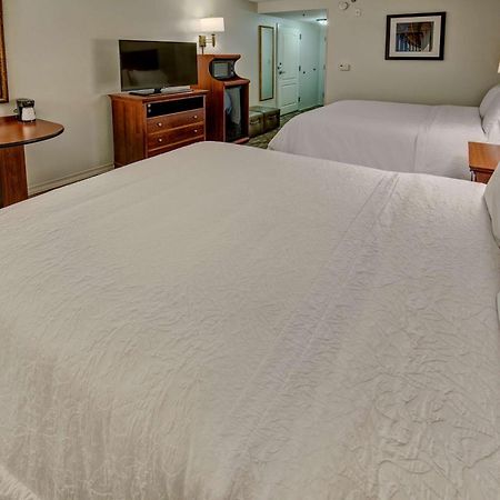 Hampton Inn & Suites Stuart-North Bagian luar foto