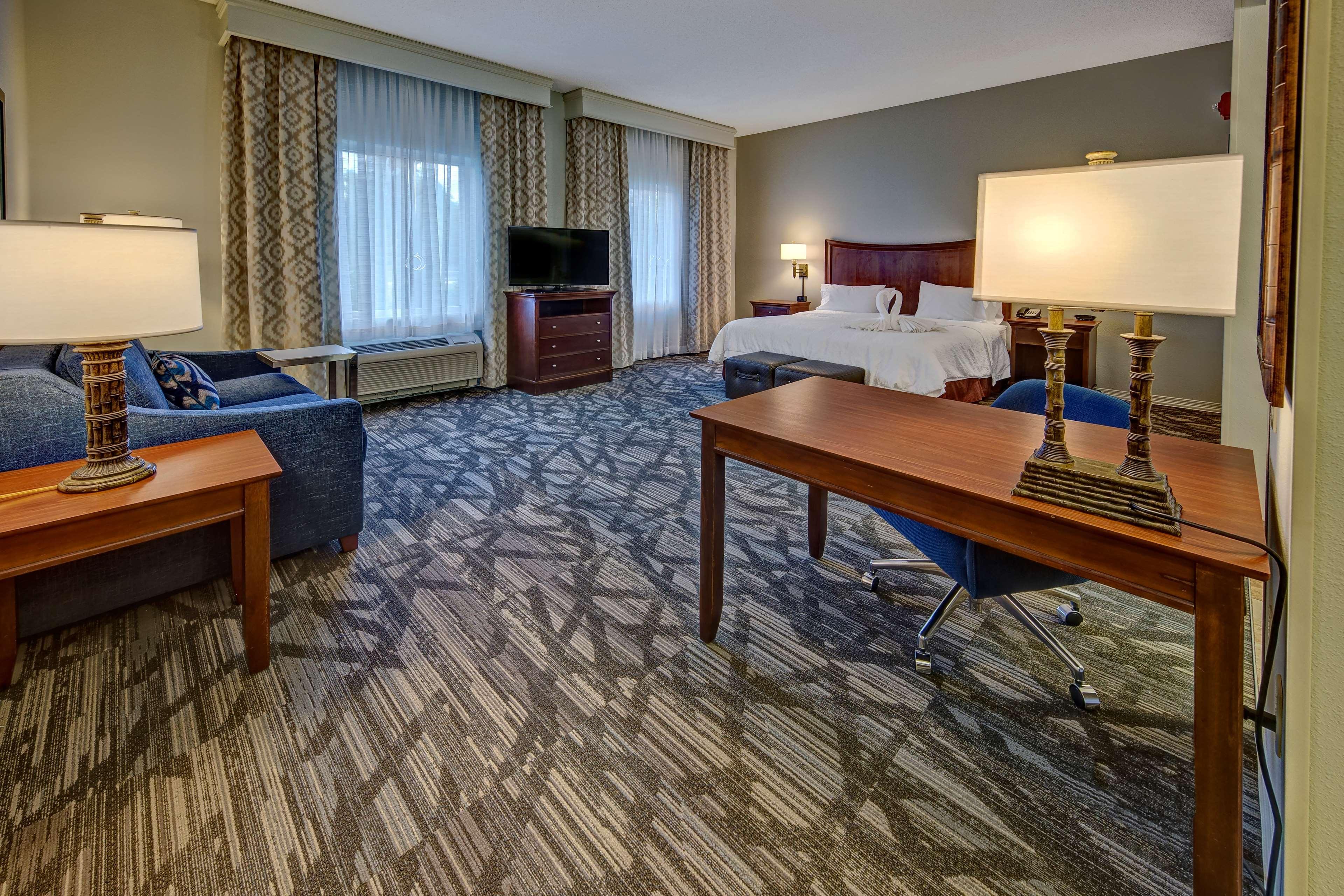 Hampton Inn & Suites Stuart-North Bagian luar foto