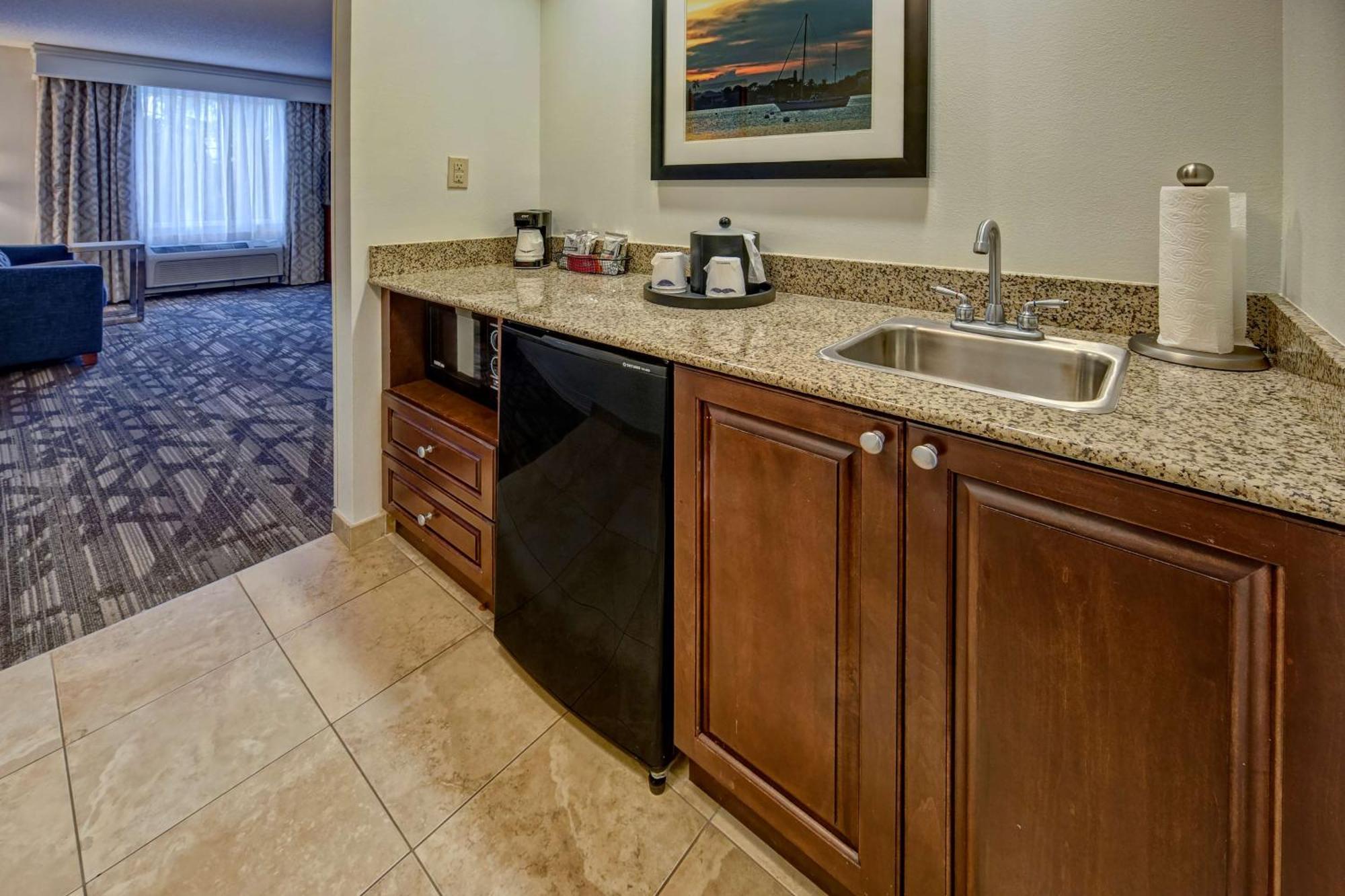 Hampton Inn & Suites Stuart-North Bagian luar foto